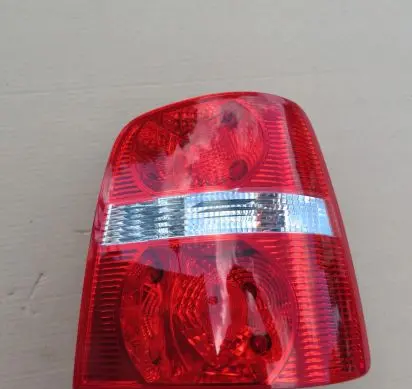 Volkswagen Touran I Rear/tail lights 2VP00875906