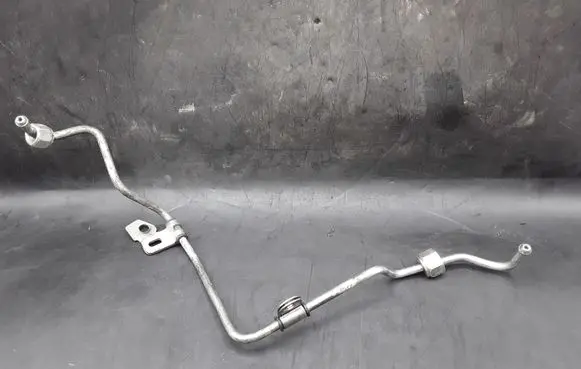 Nissan Qashqai Fuel injector supply line/pipe 734026B 080728