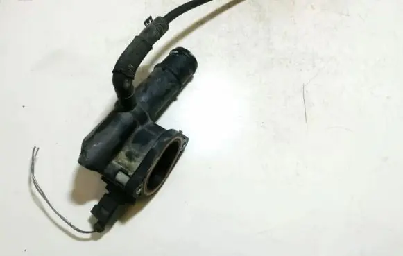 Audi A4 S4 B8 8K Engine coolant pipe/hose 03l121132a