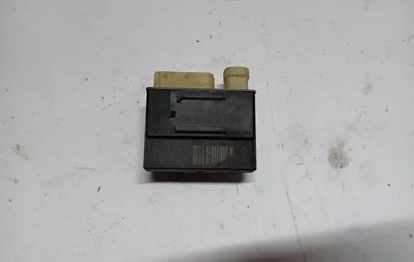 Hyundai Santa Fe Glow plug pre-heat relay 9652021180 018010951