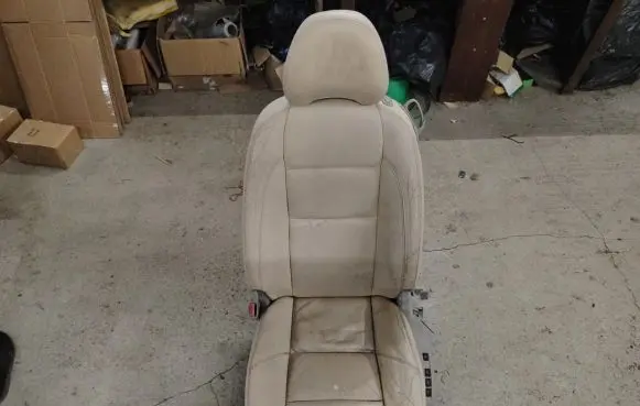 Volvo C70 Front driver seat 