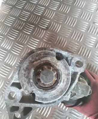 Volkswagen New Beetle Starter motor 1005821879
