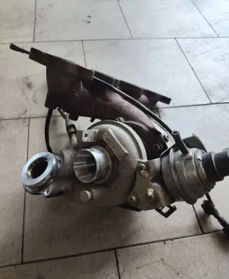 Skoda Octavia Mk2 (1Z) Turbo 03L253015T GTC1244VZ 7755171