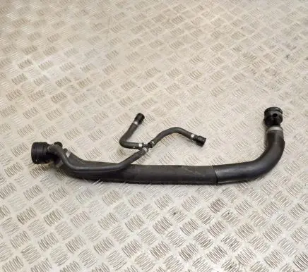 BMW X4 F26 Engine coolant pipe/hose