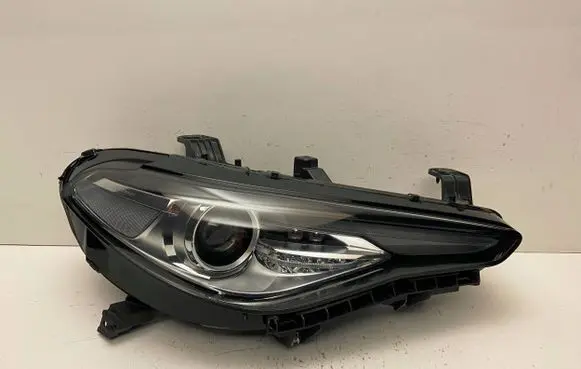 Alfa Romeo Giulia Headlight/headlamp 50547570 27C17T2 62806282