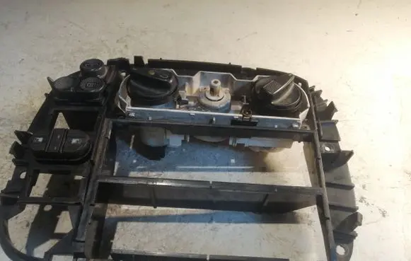 Ford Galaxy Climate control unit 95NW18D451A