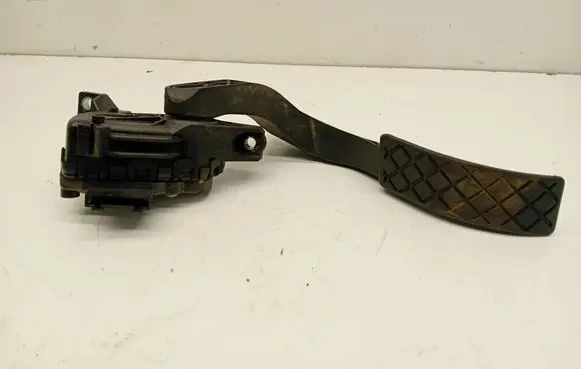 Audi A4 S4 B6 8E 8H Accelerator throttle pedal 6PV00837601 8E1721523