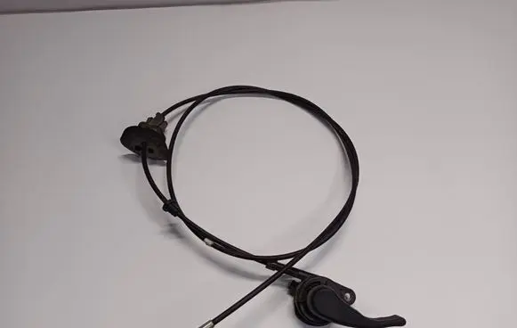 Dacia Duster II Engine bonnet/hood lock release cable 