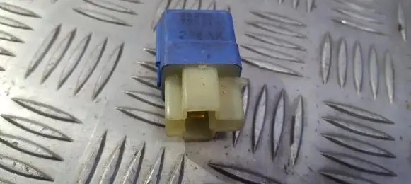 Nissan Almera Other relay 2523079981