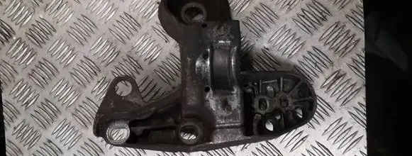 Audi A6 S6 C5 4B Engine mounting bracket 8e0199351a