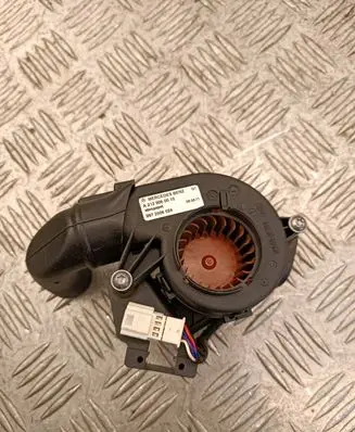Mercedes-Benz E W212 Engine control unit/module fan A2129060015