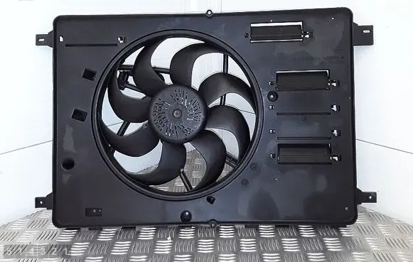 Electric radiator cooling fan
