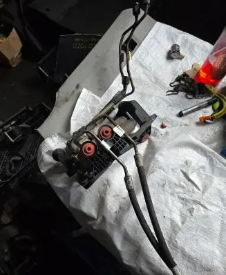 BMW 7 E65 E66 Active stabilizer control/valve assembly 6781487 03070089H 87016092771