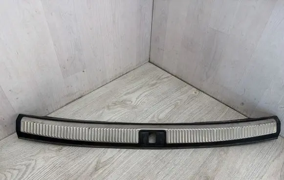 Audi A4 S4 B7 8E 8H Trunk/boot sill cover protection 8E9864483C