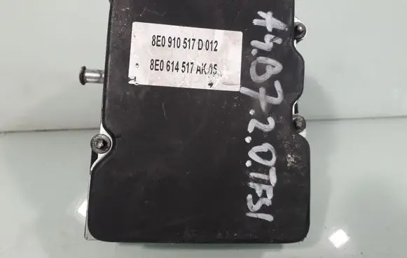 Audi A4 S4 B7 8E 8H ABS Pump 8E0614517AK 8E0910517D