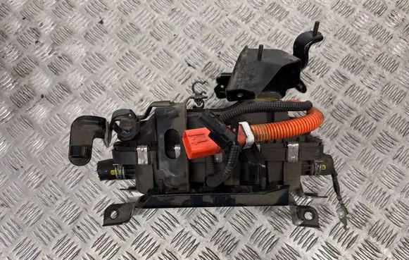 Toyota Mirai Coolant heater 0137900060