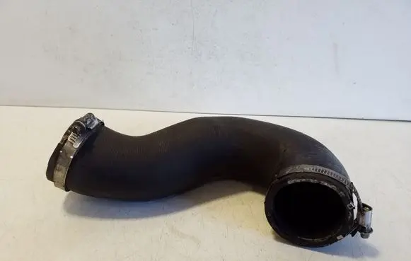 Porsche Cayenne (92A) Intercooler hose/pipe 7P0145972D