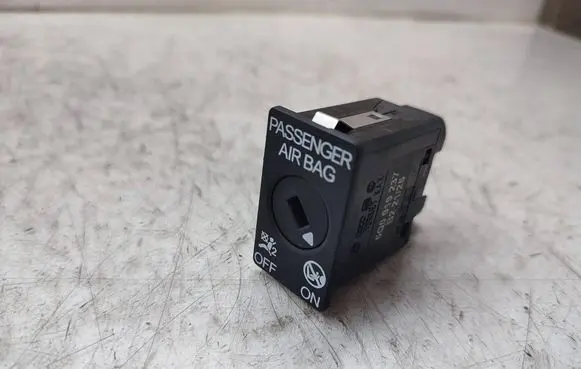 Seat Leon IV Passenger airbag on/off switch 5Q0919237