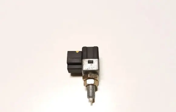 Clutch pedal sensor