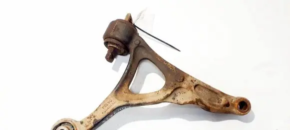 Volvo XC90 Front lower control arm/wishbone