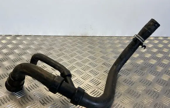 Ford Mondeo MK IV Coolant pipe/hose 