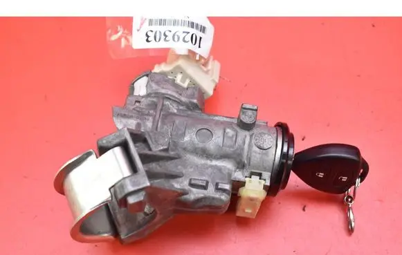 Toyota Yaris Ignition lock 45020-0D04