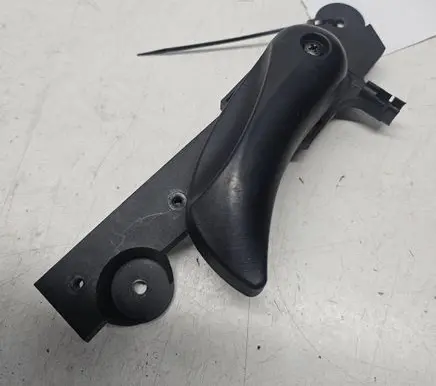 BMW 5 E60 E61 Engine bonnet (hood) release handle 51437052580