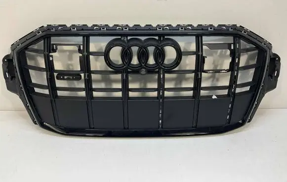 Audi Q7 4M Front bumper upper radiator grill 4M0853651AK 4M0853651AL
