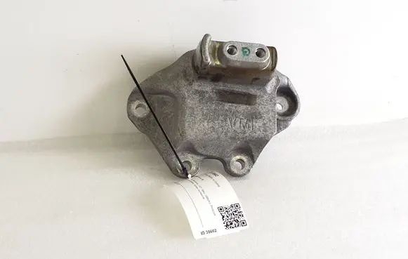 Opel Vivaro Gearbox mounting bracket 9807981780
