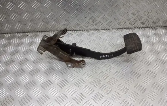 Mitsubishi Pajero Pinin Clutch pedal 