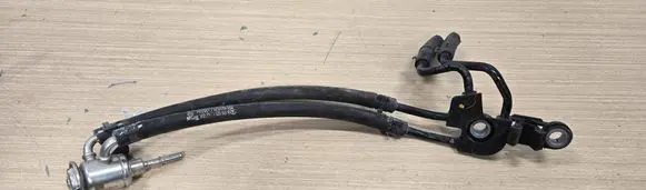 Mercedes-Benz E W214 AdBlue injector A0004905300