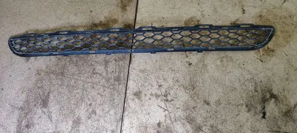 Hyundai Santa Fe Front bumper lower grill 865122B000