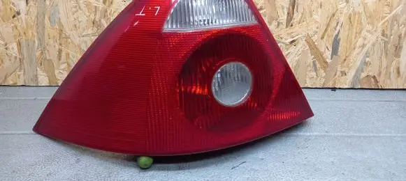 Ford Mondeo Mk III Rear/tail lights