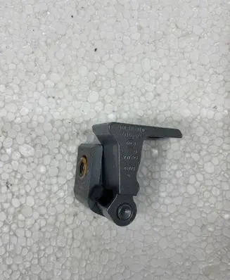 Porsche Macan (95B) Rear door lower hinge 4G0831401D A046674