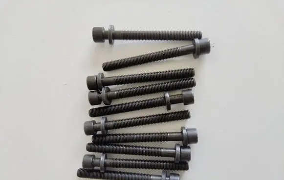 Volkswagen Golf IV Cylinder head bolts 038103384C