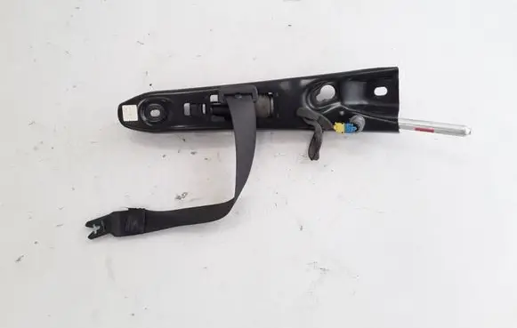 Volvo XC90 Front seatbelt 8619630