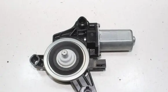 Mercedes-Benz EQA Rear door window regulator motor A0009060808