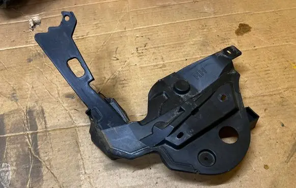Ford Kuga III Wiper trim LV4BS02476CA