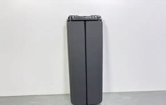 Volkswagen PASSAT B9 Armrest 10032025