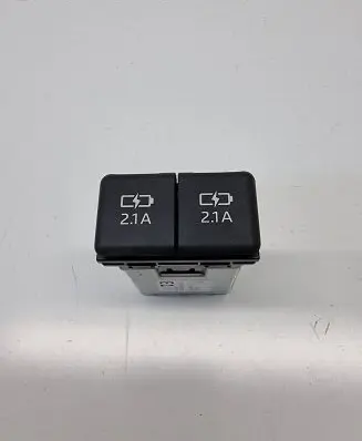 USB socket connector