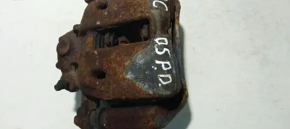 Mitsubishi Colt Front brake caliper