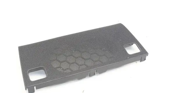 Audi TT TTS Mk2 Dash center speaker trim cover 8J0857367