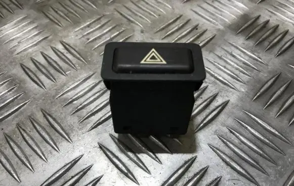 BMW 3 E30 Hazard light switch qc80fk5023