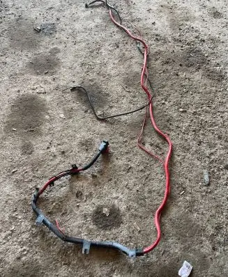 Positive cable (battery)