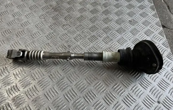 BMW 5 F10 F11 Steering column universal joint 6790490
