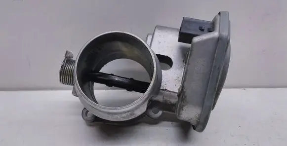 BMW 1 E81 E87 Throttle valve 7804373