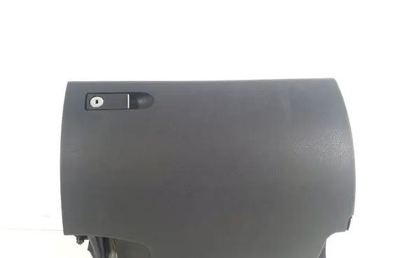Mercedes-Benz C W204 Glove box A2046800091