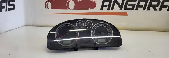 Volkswagen PASSAT B5.5 Speedometer (instrument cluster) 3B0920827A 1709011806