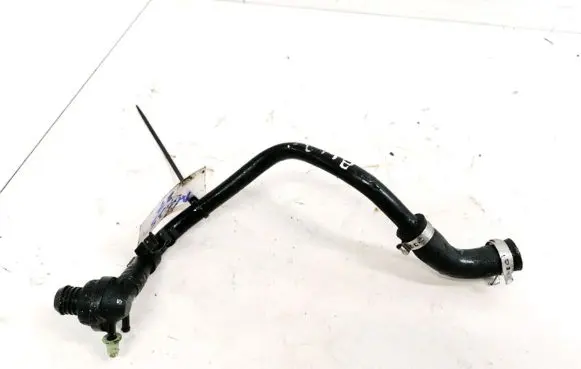 Audi A4 S4 B5 8D Engine coolant pipe/hose
