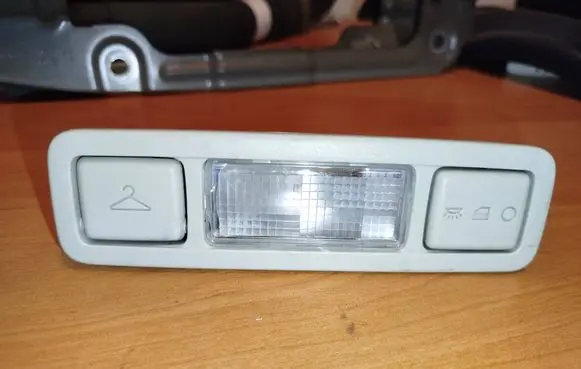 Land Rover Range Rover Evoque L538 Rear seat light BJ3213776A P0753XX
